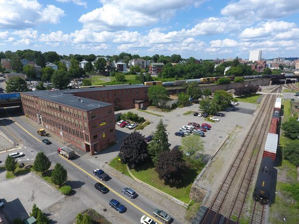 75 Hammond St, Worcester, MA 01610